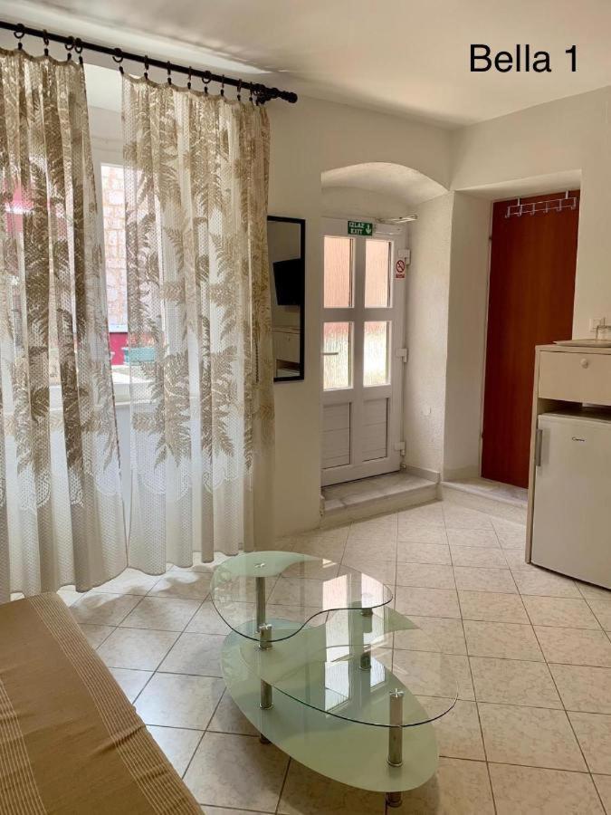Residence Bella Стари Град Екстериор снимка