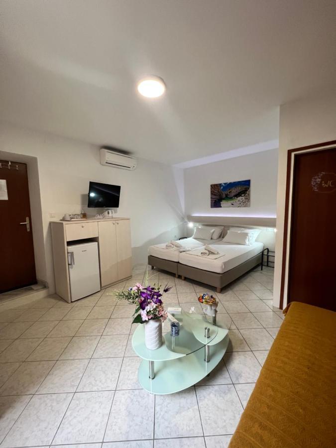 Residence Bella Стари Град Екстериор снимка