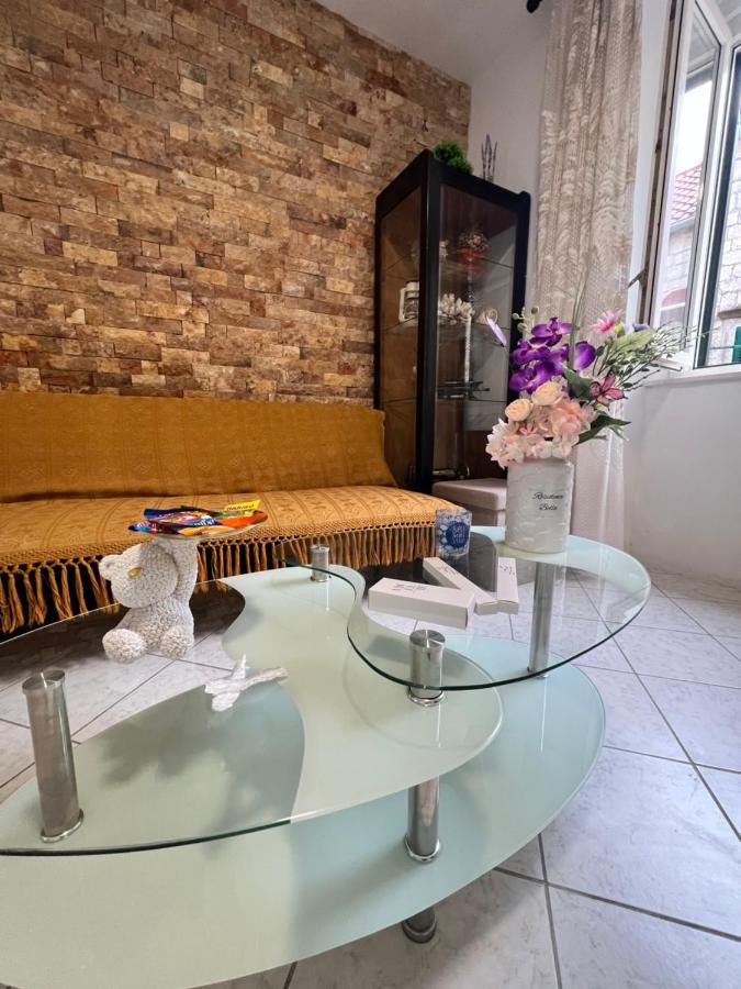 Residence Bella Стари Град Екстериор снимка