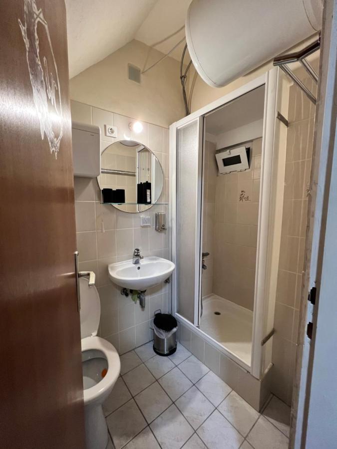 Residence Bella Стари Град Екстериор снимка
