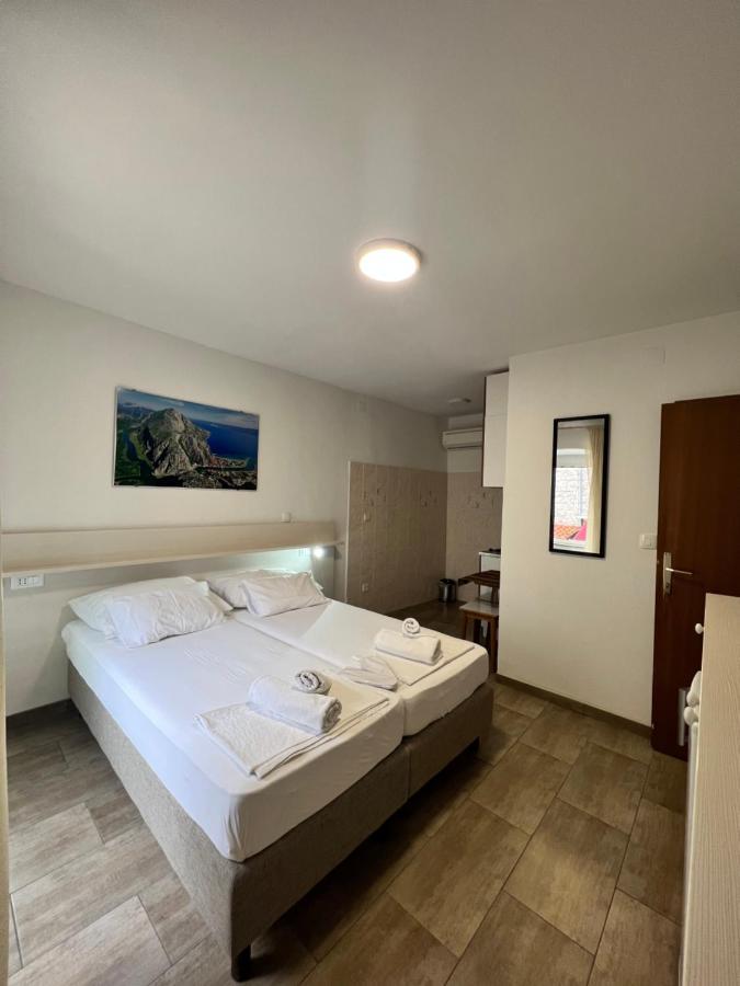 Residence Bella Стари Град Екстериор снимка