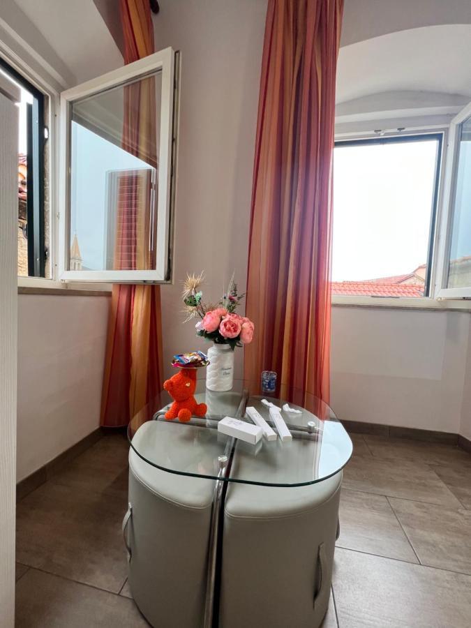 Residence Bella Стари Град Екстериор снимка
